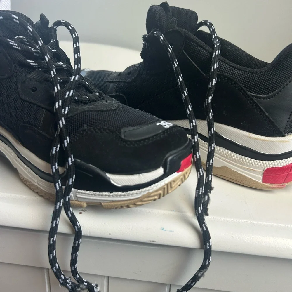 Balenciaga Triple S Sneakers – Black/White/Red – Size EU 39 - Picture 5 of 6